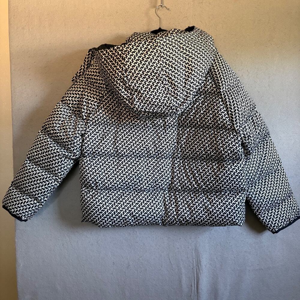 Tory Burch Sport XL Cropped Performance Satin Diagonal T Down Puffer Jacket NWT - Picture 3 of 11